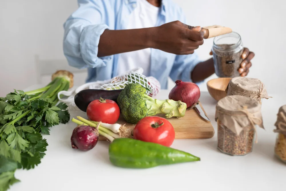 Healthy meal preparation using fresh vegetables
